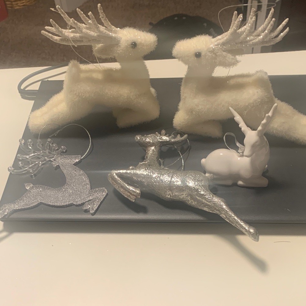 Elegant Silver and White Reindeer Ornament Set of 5